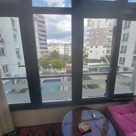 Apartman Antalya/konyaalti/liman Mahallesinde Antalya
